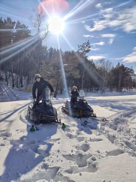 Катание на снегоходах
