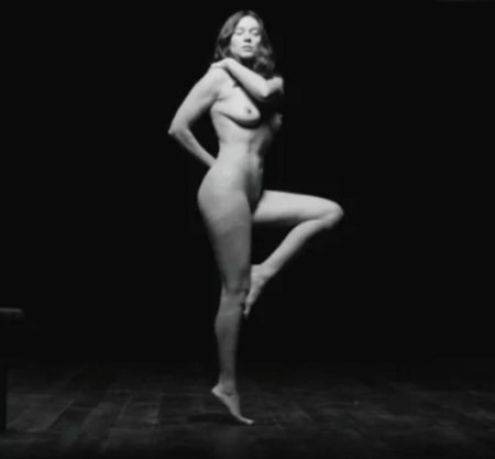 Анастасия завистовская балерина ню