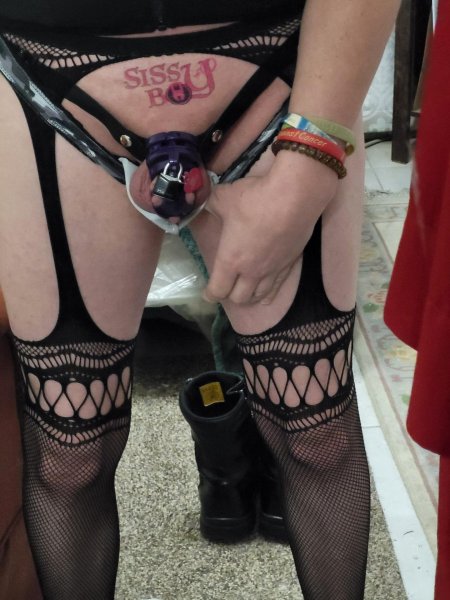 Sissy in chastity