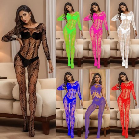 Женщины в сетчатых комбинезонах