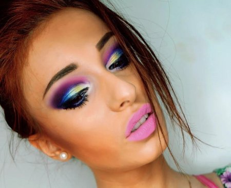 Разноцветный макияж