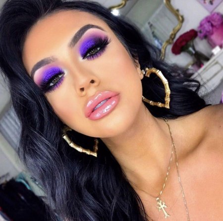 Фиолетовый макияж глаз