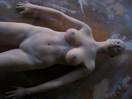 Необычные голые женщины