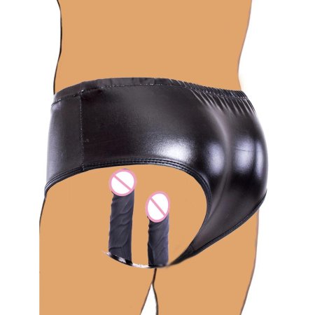 Латексные трусы с фаллоимитатором