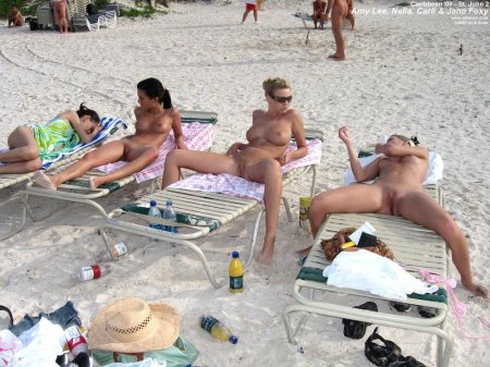 Голые женщины на пляже дагомыса