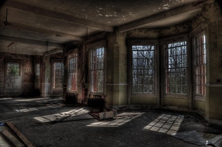 Заброшенный замок хэлсиен холл