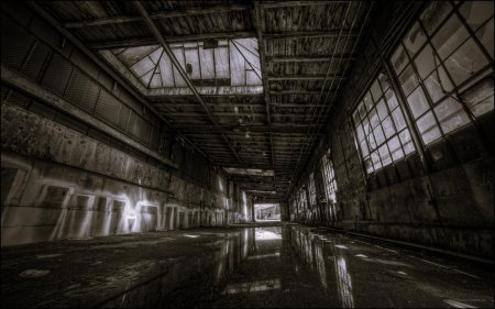 Заброшенное здание