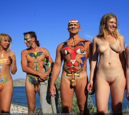 Бодиарт нудистов