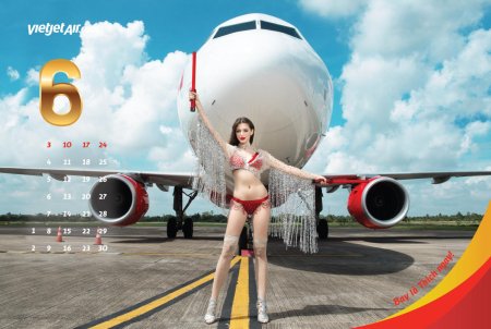 Vietjet — стюардессы в бикини