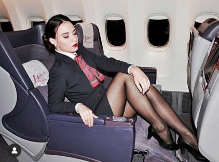 Claire castel бортпроводница