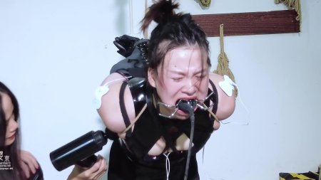 Бдсм китаянка