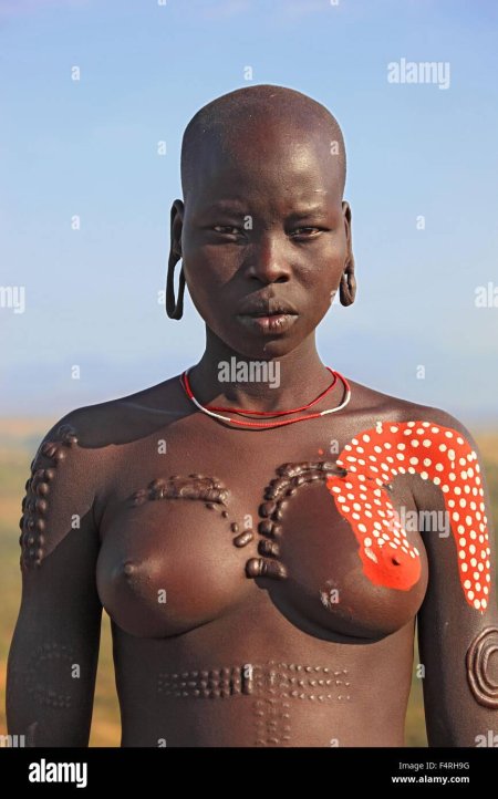 Африканские племена голые
