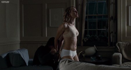 Наоми уоттс постельные сцены