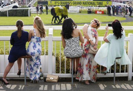 Королевские скачки аскот