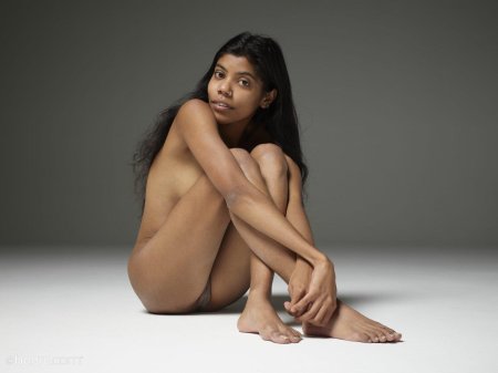 Голая модели