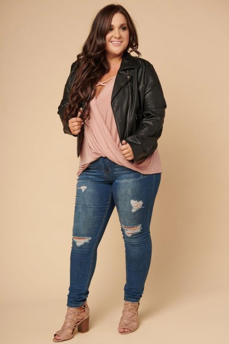 Повседневная мода плюс сайз