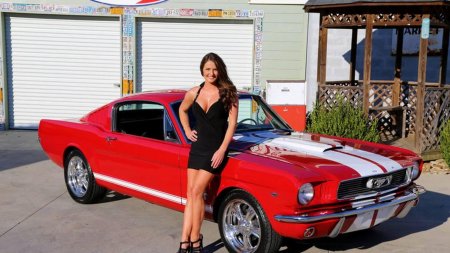 Девушки ford mustang