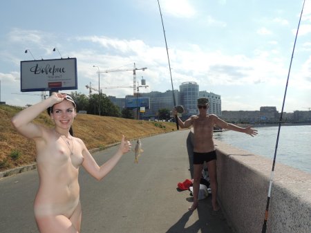 Разделась спб набережная