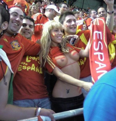 Болельщицы сборной испании