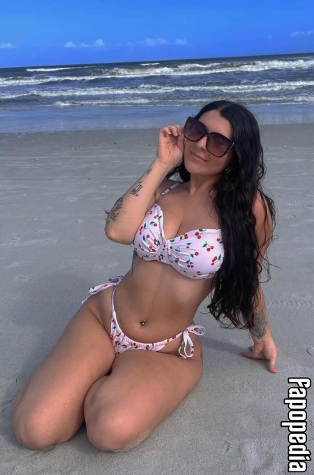 Красива девушка