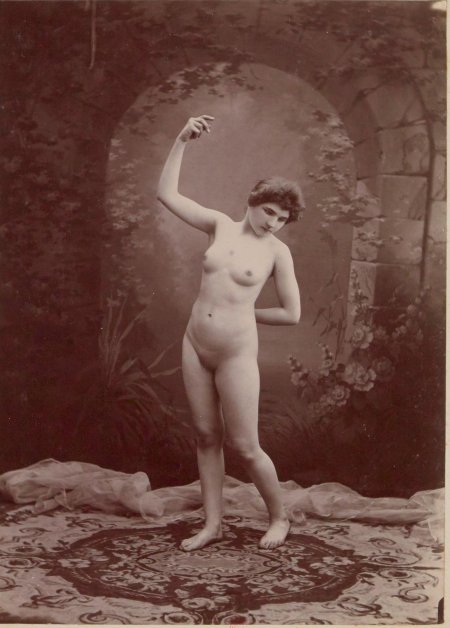 Голые женщины начала 20 века