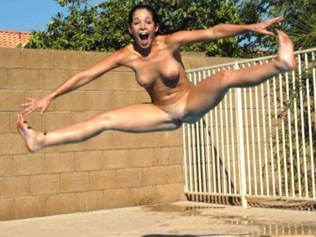 Прикольные голые девки