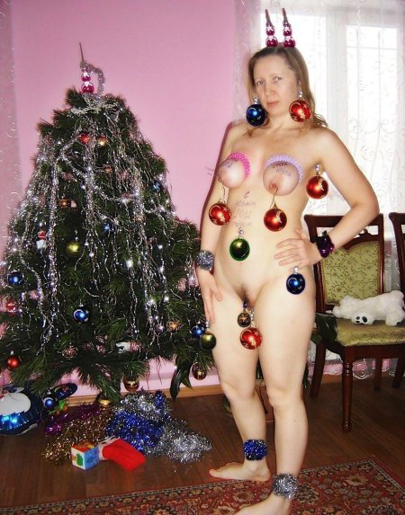 Голые женщины на новый год