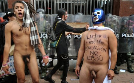 Мексиканский голый протест