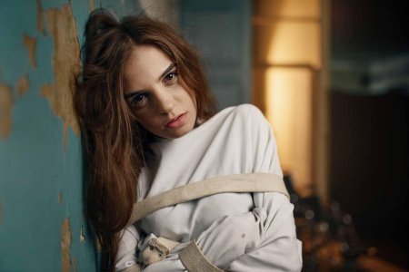 Смирительная рубашка / straight jacket