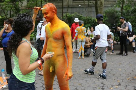 Фестиваль голых мужчин