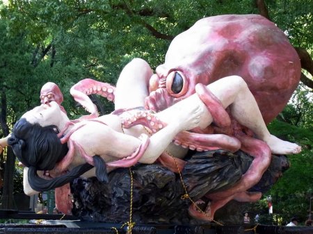 Японские извращения с лягушками