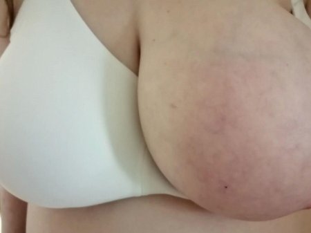 Большая груди