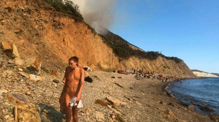 Утриш дикий пляж