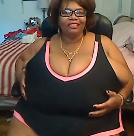 Энни хокинс тернер грудь