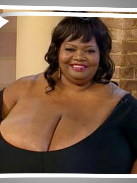 Самая большая в мире грудь