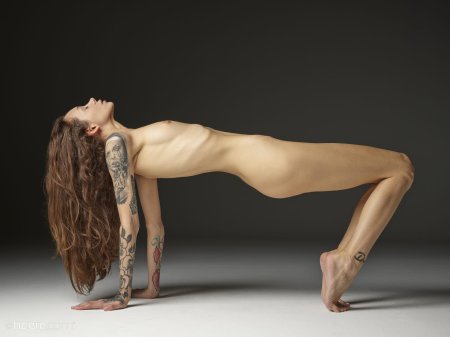 Обнаженные модели