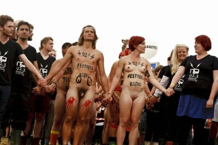 Фестиваль голых
