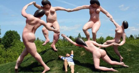 Скульптура женщина