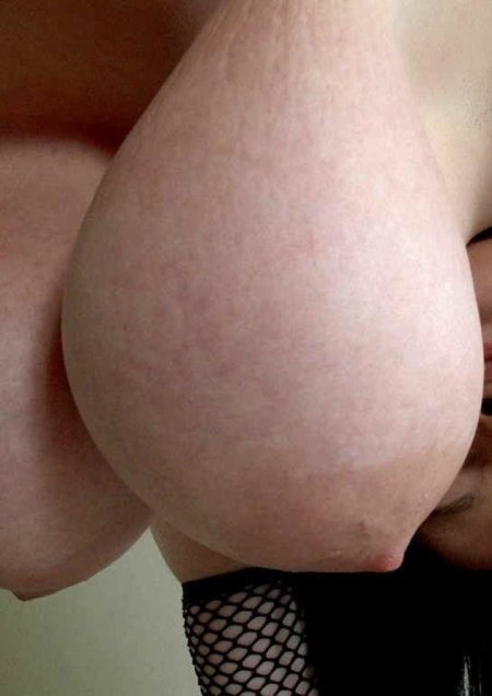 Длинные висячие сиськи