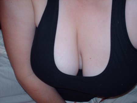 Milf cleavage