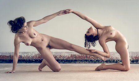 Танец голой